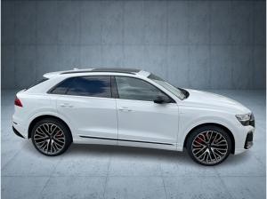 Audi Q8 SUV 60 TFSI e qu. tiptr. Laser PANO HUD