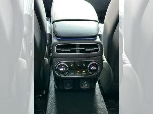 Genesis GV70 2.5T AWD Sport