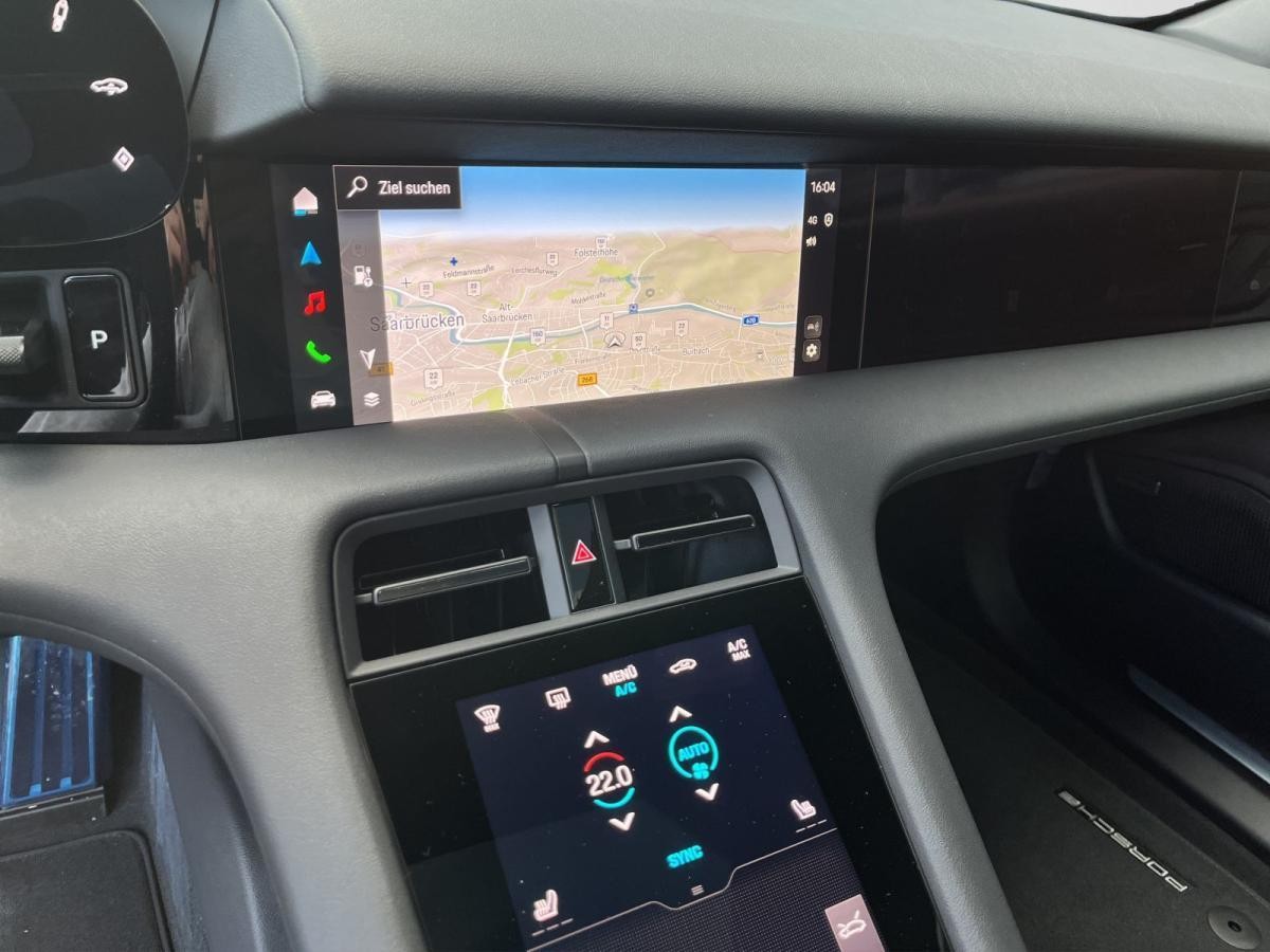 Porsche Taycan Sport Turismo Sport Chrono,BOSE,Head-Up,InnoDrive