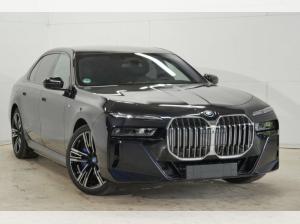 BMW i7 xDrive60 M-Sport  Bowers Fondkino
