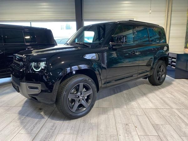 Land Rover Defender 110 D250 AWD HARD TOP X-DYNAMIC SE