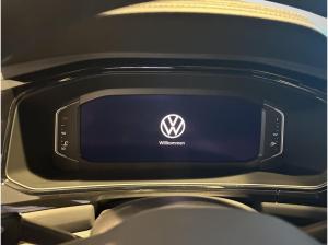 Volkswagen T-Roc Style 2.0 l TDI DSG BLACKSTYLE NAVI KAMERA