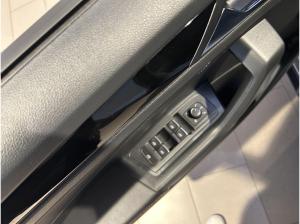 Volkswagen T-Roc Style 2.0 l TDI DSG BLACKSTYLE NAVI KAMERA