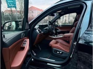 BMW X5 M60i xDrive