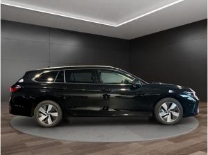 Volkswagen Passat Variant Business 2.0 TDI*DSG*AHK*DCC*HuD