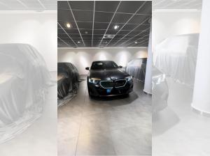 BMW i5 M60