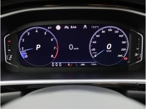 Volkswagen T-Roc R-Line 1.5 TSI DSG / Navi, AHK, LED+, RFK