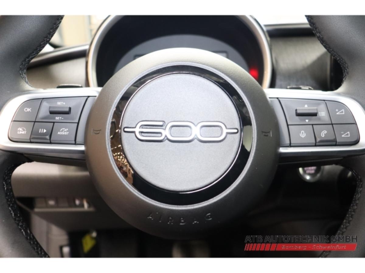 Fiat 600 1.2 Hybrid Business Edition DCT Ganzjahresreifen