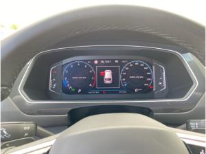 Volkswagen Tiguan Allspace 2,0 TSI R-Line 4Mot AHK Matrix HuD Pano Standhzg.