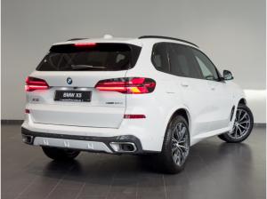BMW X5 xDrive 30d 20" M-Sport Innovationspaket Driving + Parking Prof AHK -sofort verfügbar!!!