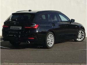 BMW 330 i Touring LC PROF+KAMERA+AHK+ESITZE+HIFI