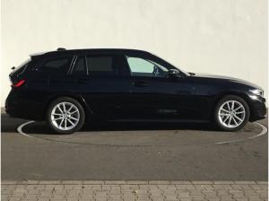 BMW 330 i Touring LC PROF+KAMERA+AHK+ESITZE+HIFI
