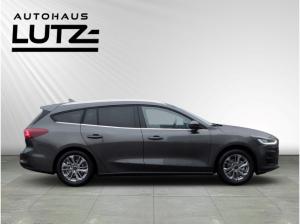 Ford Focus Turnier Titanium Hybrid *Sofort Verfügbar*