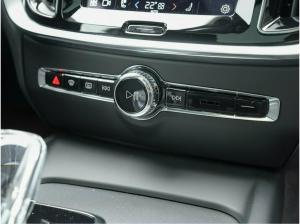 Volvo V60 B4 DIESEL ULTIMATE DARK