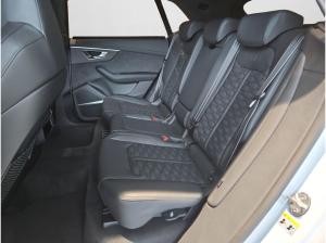 Audi RS Q8 23" / Keramik / V-max. 305 km/h