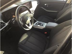 BMW 330 i Touring LC PROF+KAMERA+AHK+ESITZE+HIFI