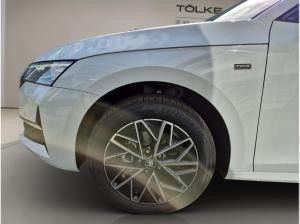Skoda Octavia Combi Tour Navi AHK ACC eHeck SHZ LED