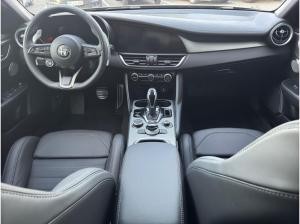 Alfa Romeo Giulia Veloce 2.0 Turbo Q4 AT in 2 Farben Verfügbar Abholung Mannheim