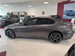 Alfa Romeo Giulia Veloce 2.0 Turbo Q4 AT in 2 Farben Verfügbar Abholung Mannheim