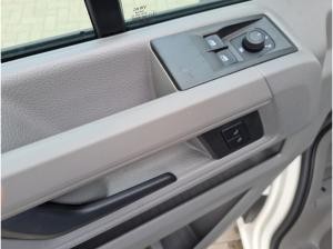 Volkswagen Crafter 35 Pritschenwagen Doppelkabine Motor: 2,