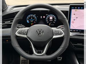 Volkswagen Passat R-Line 2025 2.0 TSI 4MOTION 265 DSG (UVP 70.810€/SOFORT) BLACK/IQ/HEAD/AHK/PANO/ASSIST/UVM.