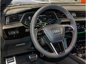 Audi Q8 e-tron edition Dakar 55 quattro