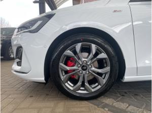 Ford Focus Turnier ST-Line Navi LED ACC Winter-Paket, Styling-Paket