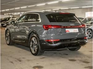 Audi Q8 e-tron advanced 50 quattro AIR AHK