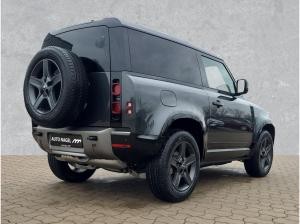 Land Rover Defender 90 D250 X-Dynamic SE