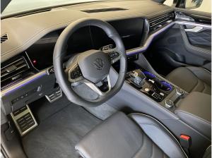 Volkswagen Touareg R-Line 3.0 l TDI V6 Black-Style