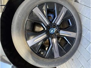 BMW ix xDrive50