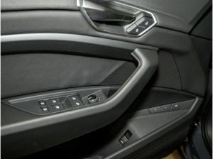 Audi Q8 e-tron advanced 50 quattro AIR AHK