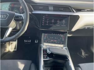 Audi Q8 Sportback e-tron 2x S line*AHK*UPE 110k*8-f.
