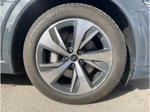 Audi Q8 Sportback e-tron 2x S line*AHK*UPE 110k*8-f.