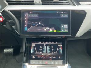 Audi Q8 Sportback e-tron 55 S-LINE MATRIX+AIR+HuD+B&O