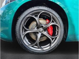 Alfa Romeo Giulia Tributo Italiano Q4 2.0 Turbo 16V LED PDCv+h