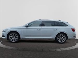 Skoda Superb Combi 1,5 TSI DSG Style AHK Columbus Matrix LED 360° Kamera  el.Sitze Frontscheibenheizung