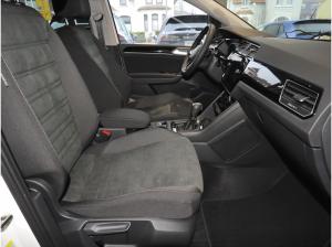 Volkswagen Touran Highline 1,5 l TSI Panorama Navi LED