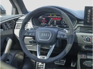 Audi RS4 Avant quattro RS Competition