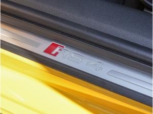 Audi RS4 Avant quattro RS Competition