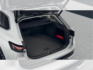 Volkswagen Passat Business 1,5 eTSI 150 PS DSG Vorlauffahrzeug