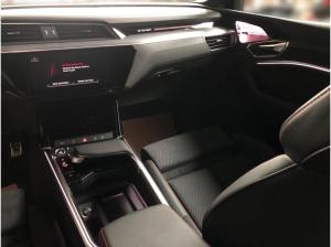 Audi Q8 Sportback e-tron 50 qu. S-Line R-KAM AHK NAV+