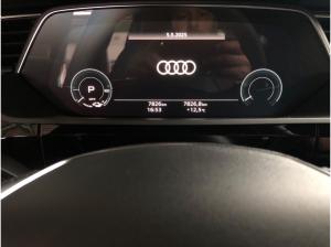 Audi Q8 Sportback e-tron 50 qu. S-Line R-KAM AHK NAV+
