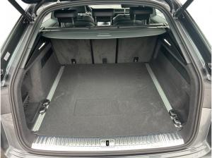 Audi Q8 SUV S line 55 TFSI e quattro HUD/MATRIX/PDC/G