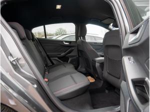 Ford Focus 1.0 EcoBoost ST-Line mit vielen Paketen