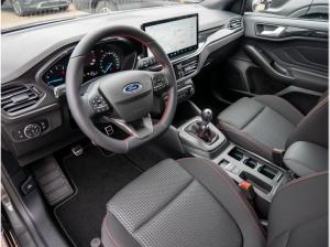 Ford Focus 1.0 EcoBoost ST-Line mit vielen Paketen