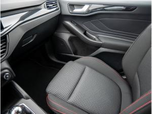 Ford Focus 1.0 EcoBoost ST-Line mit vielen Paketen