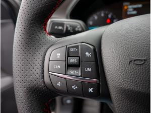 Ford Focus 1.0 EcoBoost ST-Line mit vielen Paketen