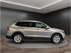 Volkswagen Tiguan Allspace Life 2.0 TDI*AHK*CAM*ACC*7SITZE*