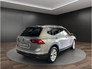 Volkswagen Tiguan Allspace Life 2.0 TDI*AHK*CAM*ACC*7SITZE*